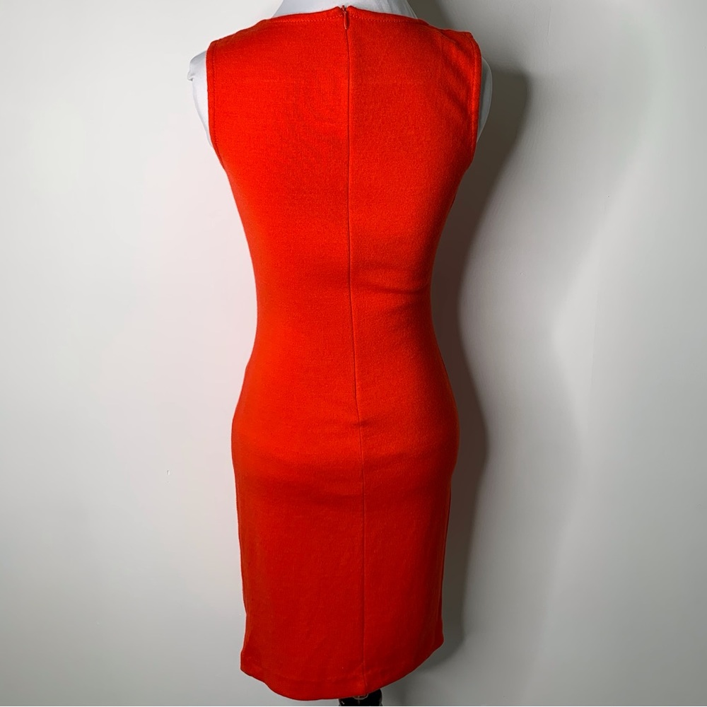 St. John Women's Red Cutout Sleeveless Knit Sheath Wool Mini Dress Size 0 - Picture 6 of 11